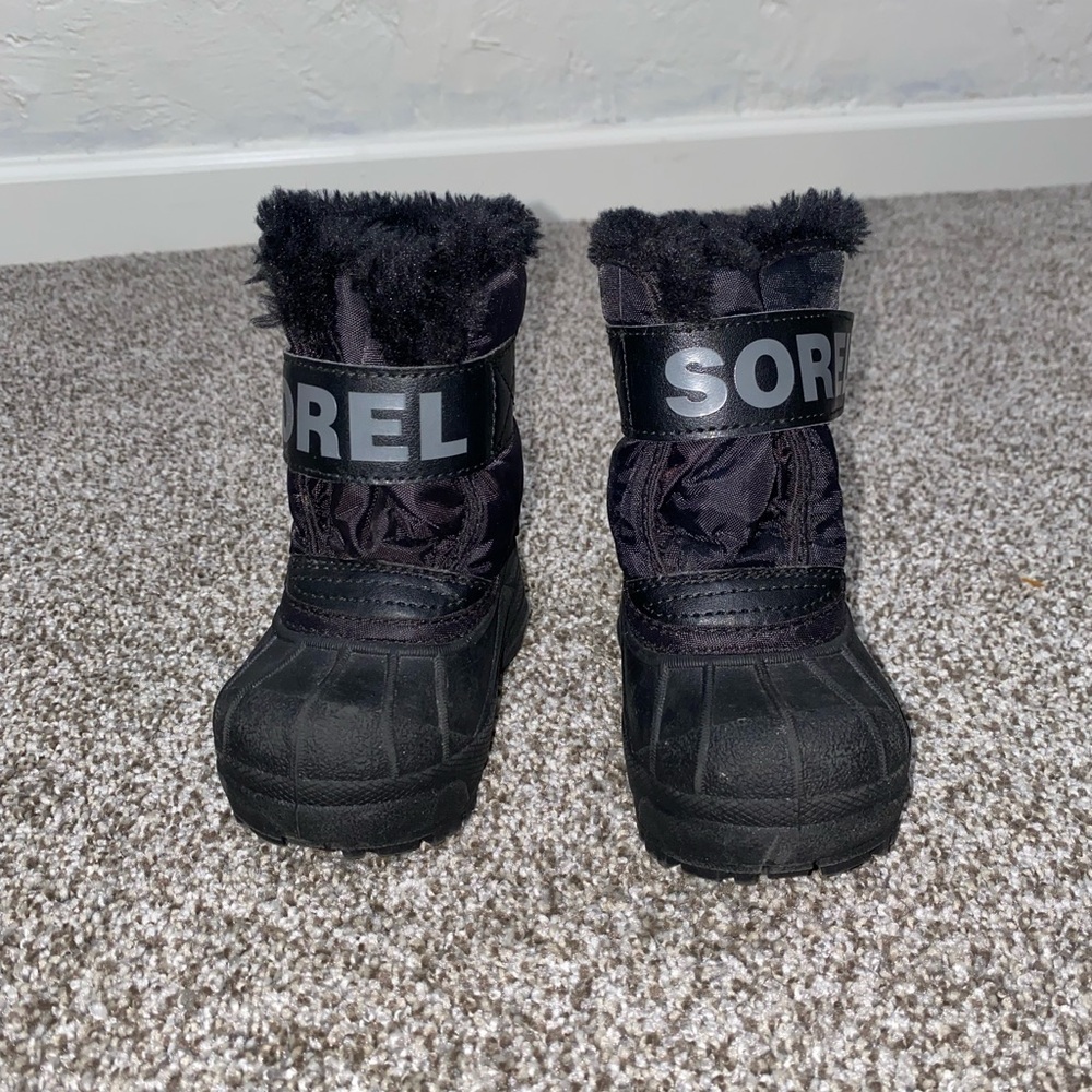 Sorel Black Snow Boots with Fur Trim